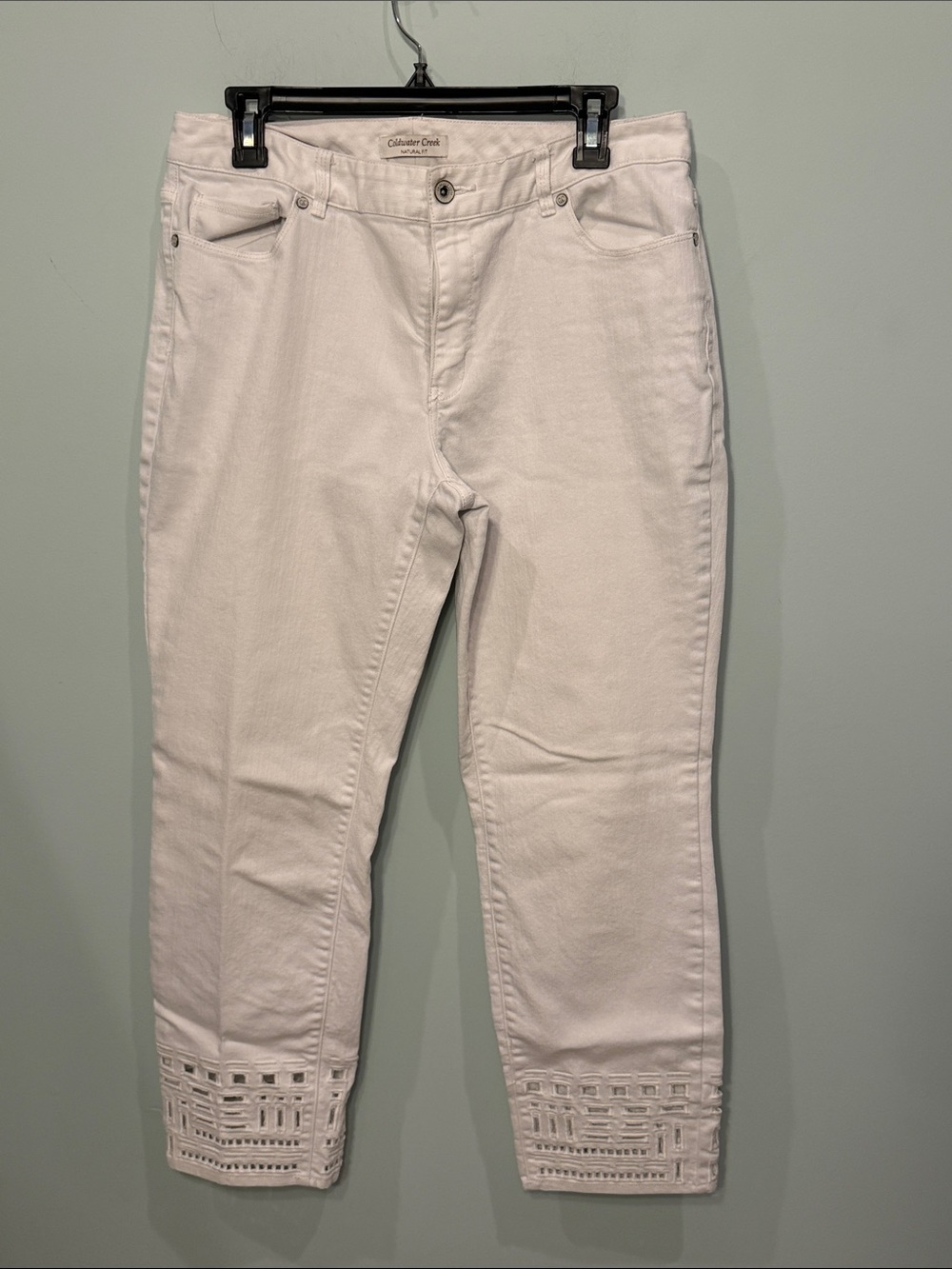 Coldwater Creek Cream Cropped Jeans with Eyelet Trim Size 12
